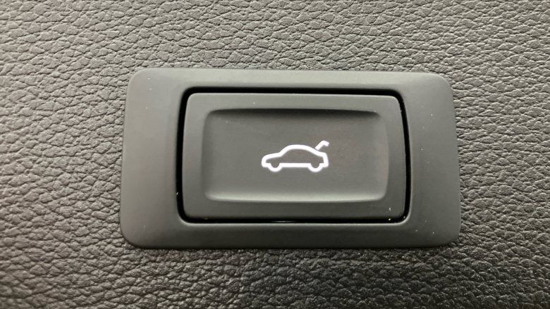 Audi Q2 35 TFSI S Line 5dr S Tronic Petrol Estate